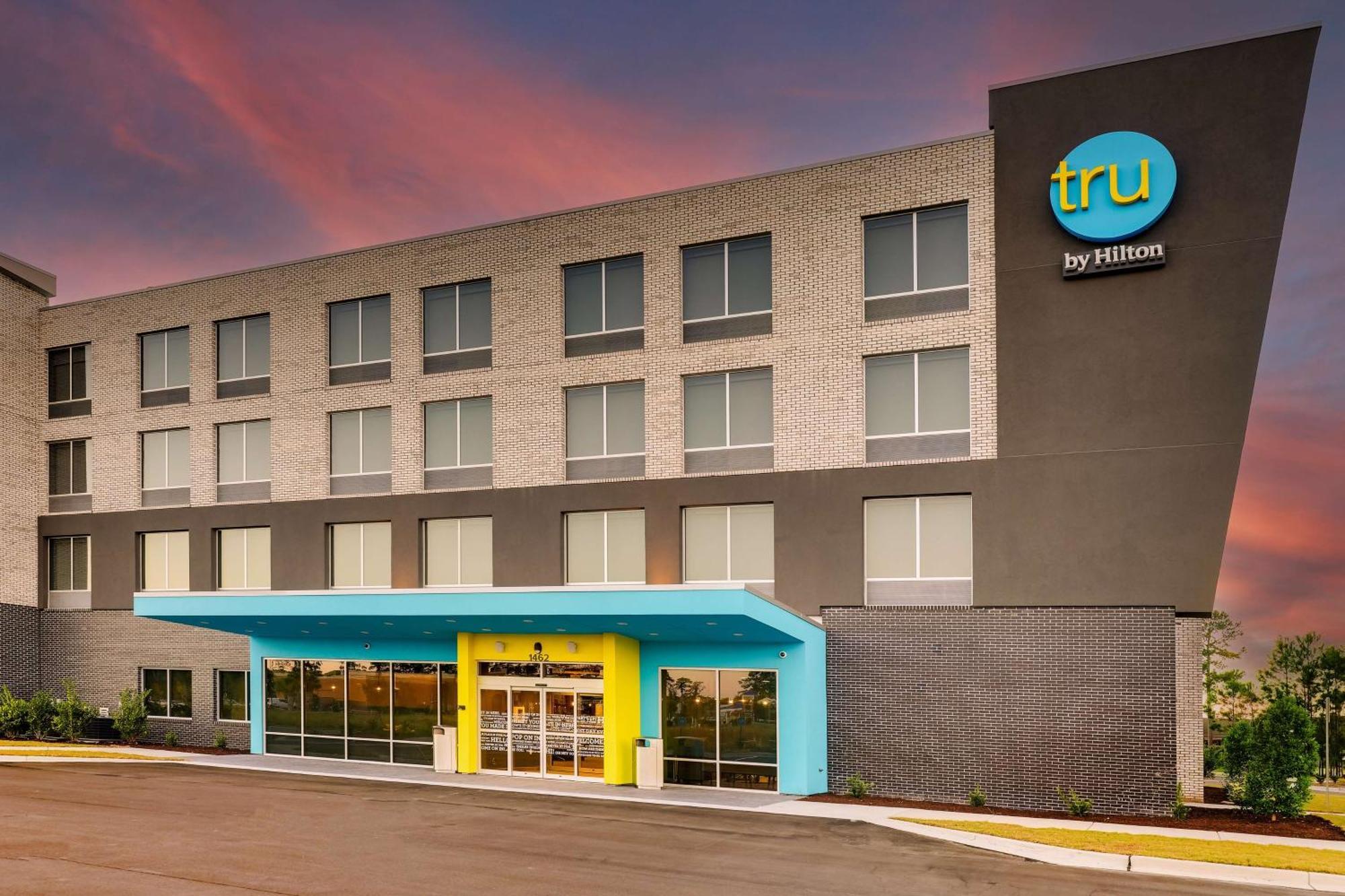 ホテル Tru By Hilton Leland Wilmington エクステリア 写真